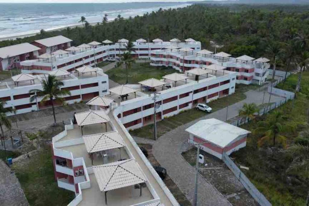 Condomi. Praia Da Perola -Beira Mar-Ilheus/Itacare Exterior photo